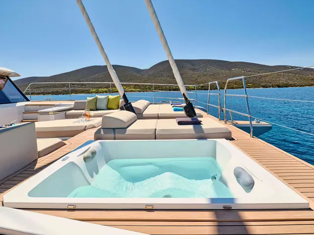 Ad Astra Thíra 80 yacht – photo 3