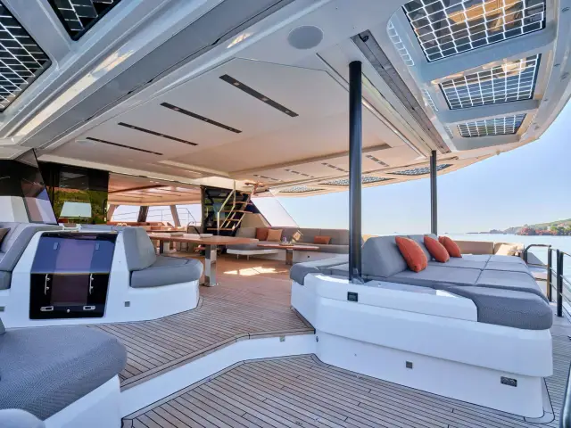 Alina Power 80 yacht – photo 5