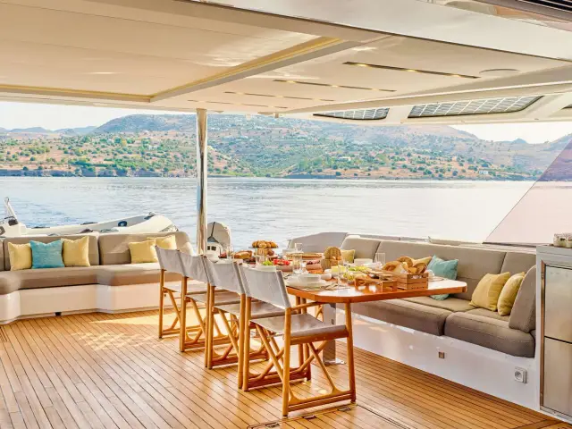 Alina Power 80 yacht – photo 6