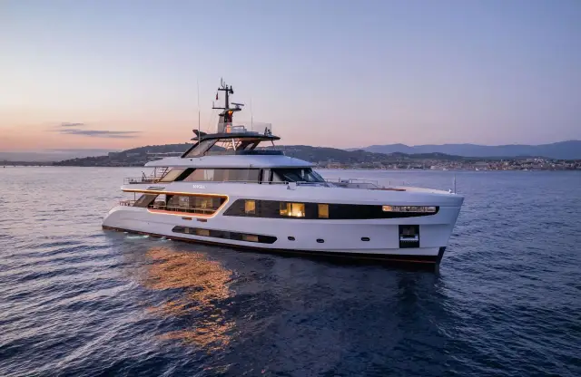 Angel – Motopanfilo 37 yacht charter in Greece