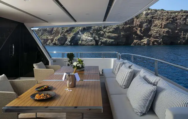 Dinaia SL106 yacht – photo 4