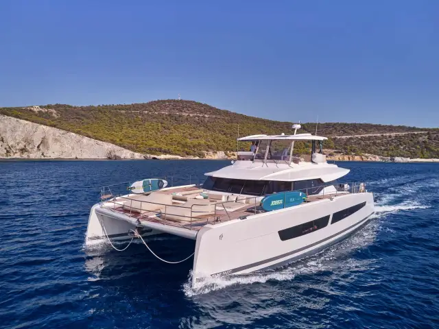 Elly – Power 67 yacht charter in Greece