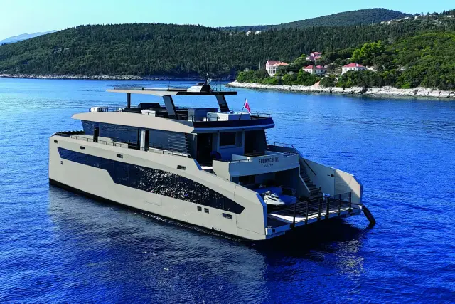 Funky Choice – 27 m power catamaran (custom) yacht charter in Greece