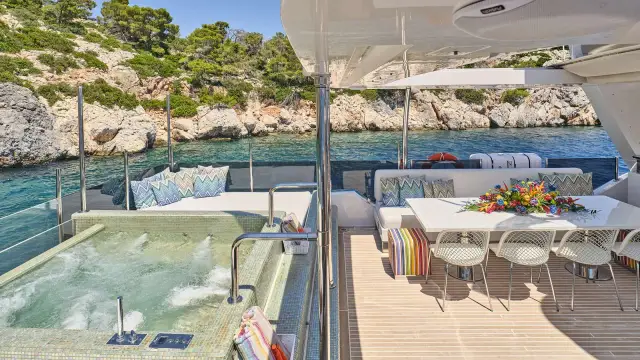 Gala I Benetti 93' (Classic displacement) yacht – photo 4