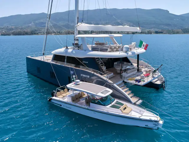 Genny – Sunreef 80 Sailing Catamaran yacht charter in Greece