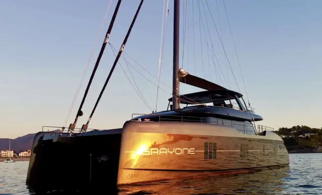 Grayone – Sunreef 80 yacht charter in Greece