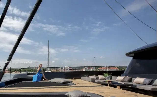 Grayone Sunreef 80 yacht – photo 8