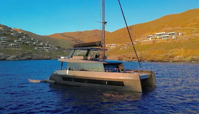 Honeymoon – Moon Yacht 65 yacht charter in Greece