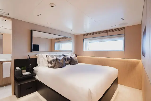 How Much Is Enough Oasis 40 yacht – photo 8