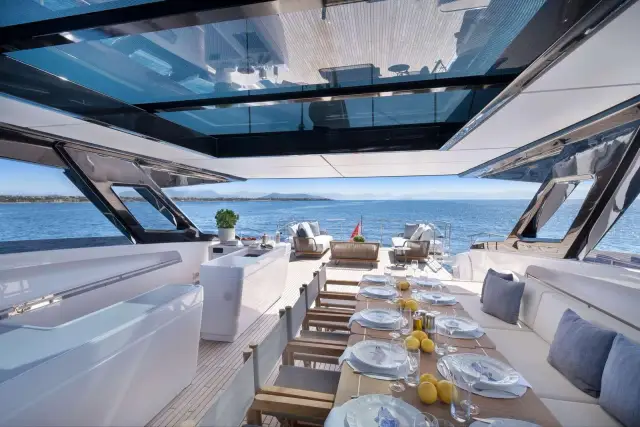 Ianassa Ferretti 30 m (Custom Line / Ferretti 1000 series) yacht – photo 5