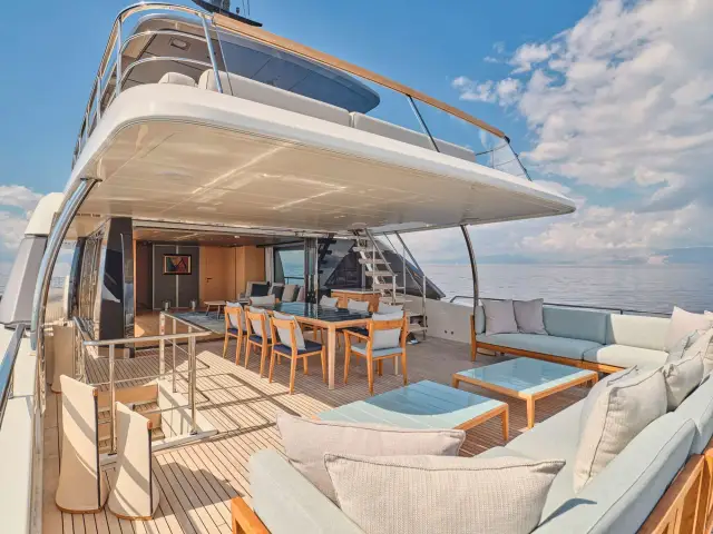 K2 SD118 yacht – photo 10
