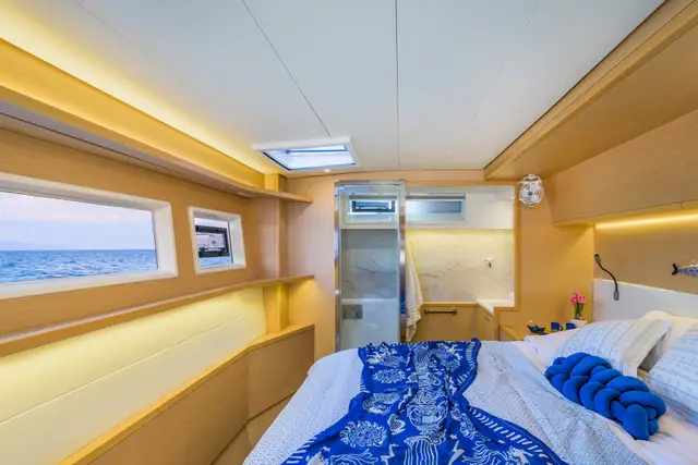 Largo Winch Lagoon 52F yacht – photo 8