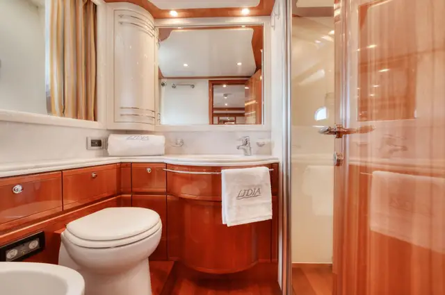 Lidia Ferretti 830 yacht – photo 10