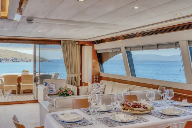 Lidia Ferretti 830 yacht – photo 6