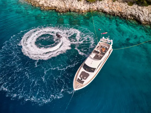 M Five Sunseeker 75 yacht – photo 2