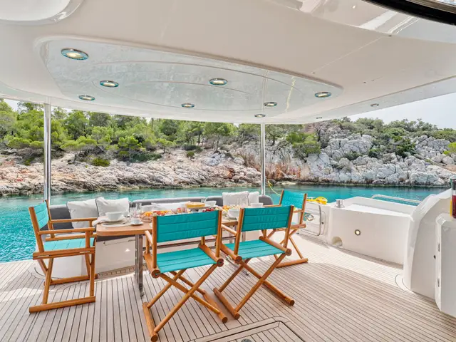 M Five Sunseeker 75 yacht – photo 3