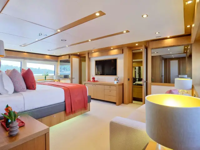 Makani II 115 Sport Yacht yacht – photo 6