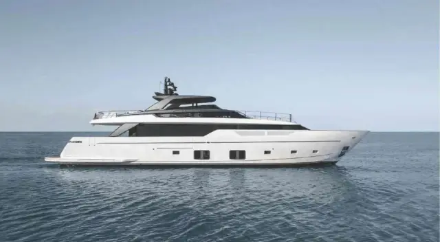 Mary SL106 Asymmetric yacht – photo 1