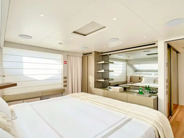 Mary SL106 Asymmetric yacht – photo 8