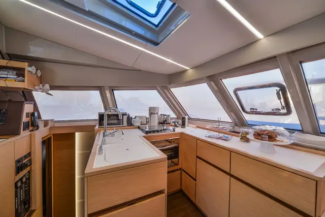 Odyssey Nautitech 46 Fly yacht – photo 7