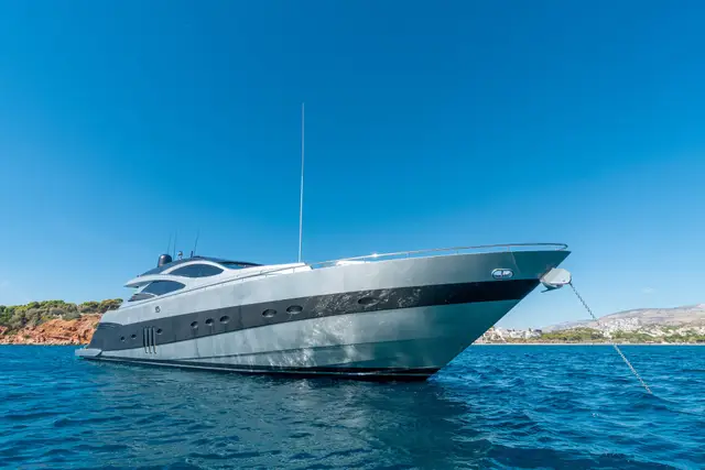 One Pershing 90 yacht – photo 1