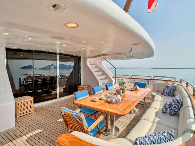 Option B Classic 121 yacht – photo 10