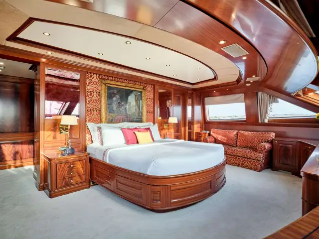 Option B Classic 121 yacht – photo 6