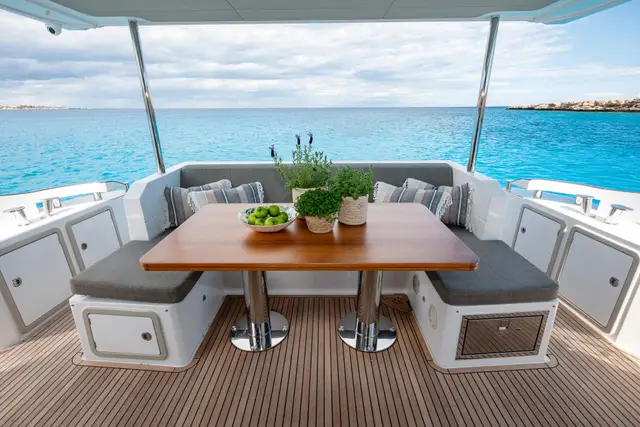 Sea Ya Azimut 66 yacht – photo 3