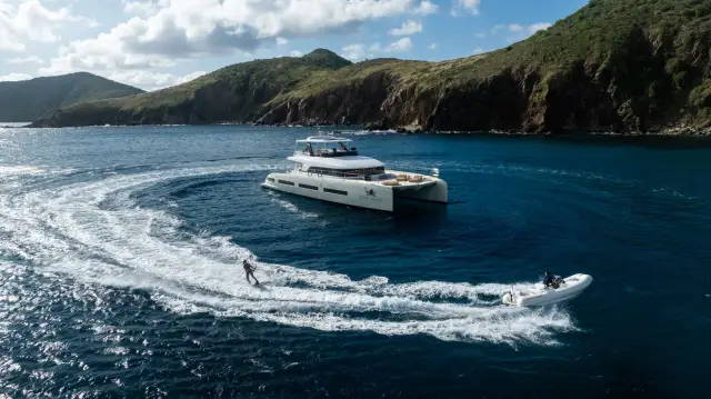 Siete Mares – Lagoon Seventy 8 (Lagoon 78) yacht charter in Greece
