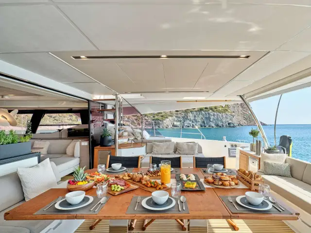 Stephanie Alegria 67 yacht – photo 6