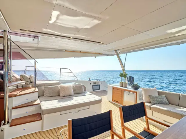 Stephanie Alegria 67 yacht – photo 8