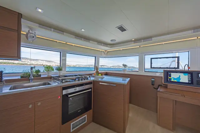 Summer Star Lagoon 52 yacht – photo 7