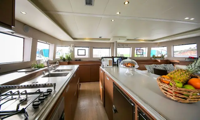 Valium 62 Lagoon 620 yacht – photo 7
