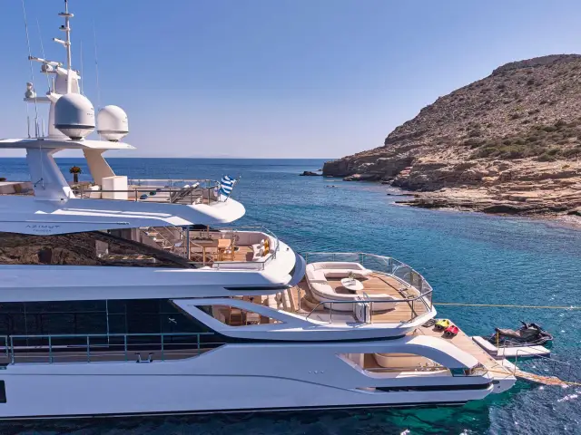 Volo Mare Azimut 38 m tri-deck (Grande series) yacht – photo 4