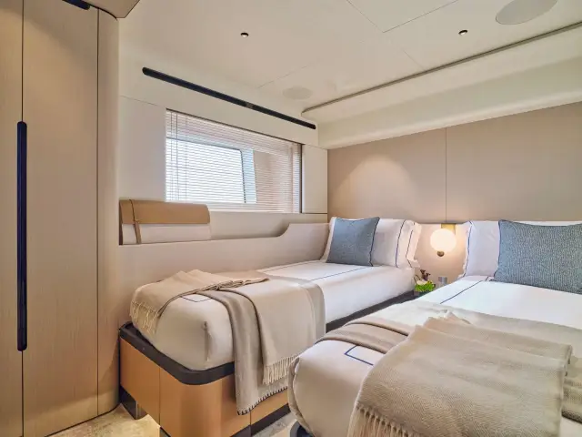 Volo Mare Azimut 38 m tri-deck (Grande series) yacht – photo 9
