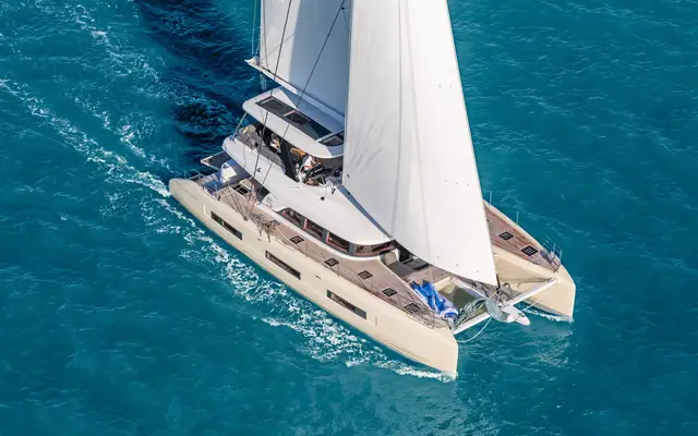 White Caps Lagoon Sixty 5 yacht – photo 1
